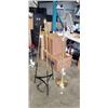 Image 1 : 2 GOLD TONE FLOOR LAMPS