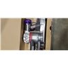 Image 3 : DYSON V8 ANIMAL CORDLESS STICK VACUUM WORKING WITH CHARGER AND ACCESSORIES INCLUDES RETAIL BOX