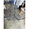 Image 1 : METAL BISTRO TABLE