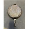 Image 6 : CAST IRON PAN AND ANTIQUE BRASS CAKE POT