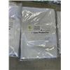 Image 3 : 2 NEW ROBES AND 3 NEW PILLOW PROTECTORS, ASSORTED SIZING FOR ALL