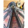 Image 10 : Leaded Glass Table Lamp with Decorative Base