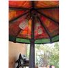 Image 13 : Leaded Glass Table Lamp with Decorative Base