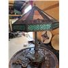 Image 6 : Leaded Glass Table Lamp with Decorative Base