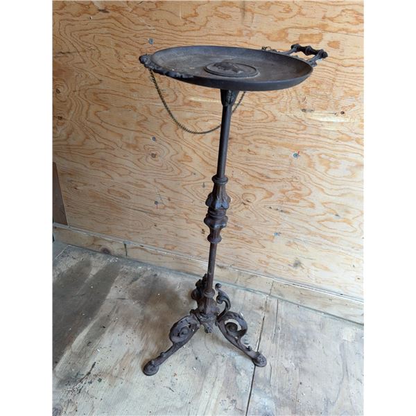 Cast Iron Decorative Pedestal Stand