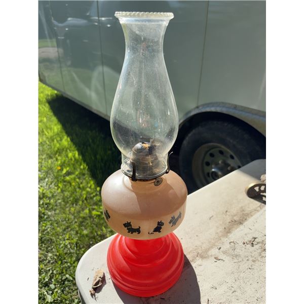 Glass Kerosene Lamp With Dog Motif