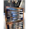 Image 3 : Antique Abbey Hallmarked Mother of Pearl Handled Cutlery Set