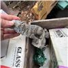 Image 10 : Lot: Vintage Ceramics, Glass Ornaments, Glass Turtle and Decor