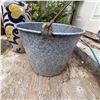 Image 3 : Vintage Enamelware Graniteware Pail Bucket with Metal Handle