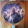 Image 9 : Lord of the Rings Collector Plate Set with Sword Wall Display