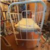 Image 8 : Vintage White Metal Baby Crib with Mattress