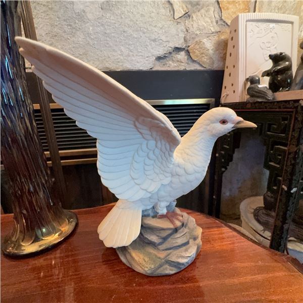White Dove by Andrea #6400 Ceramic Figurine