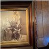 Image 5 : Antique 19th Century Family Portrait Photograph in Carved Frame