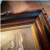 Image 6 : Antique 19th Century Family Portrait Photograph in Carved Frame