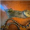 Image 2 : Stone Beaver Carving and Black-Gold Bead Necklace