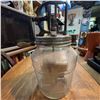 Image 2 : Antique Dazey No. 40 Glass Butter Churn with Cast Iron Gear