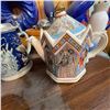 Image 6 : Vintage Blue and White Pottery Decor Lot