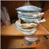 Image 6 : Vintage Ceramic, Metal, and Porcelain Kitchenware Lot
