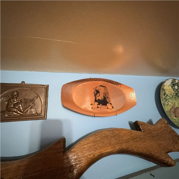Vintage Kitchenware and Wall Art