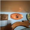 Image 1 : Vintage Kitchenware and Wall Art