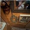Image 7 : Eclectic Wall Art and Decor Collection – Masks, Framed Art, Mirrors