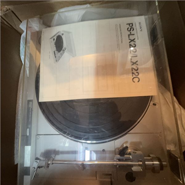 Sony PS-LX22 Turntable with Manual and Cables