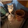 Image 6 : Vintage Pottery Figurines and Kitchenware Lot