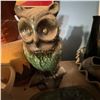 Image 8 : Vintage Pottery Figurines and Kitchenware Lot