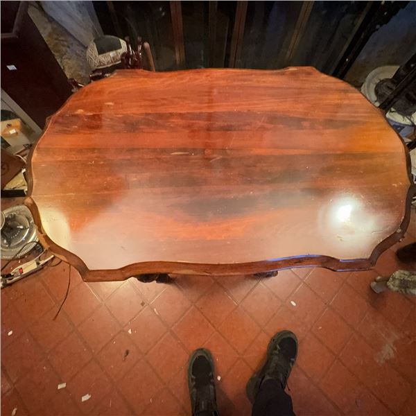 Antique Victorian-Style Wood Side Table with Turned Legs