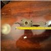 Image 5 : Vintage Ornate Cast Metal Candle Holder with Handle