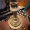 Image 5 : Vintage Brass Torchiere Floor Lamp with Frosted Glass Shade