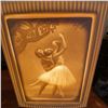 Image 10 : Vintage Porcelain Lithophane Table Lamp With Artistic Scenes