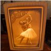 Image 5 : Vintage Porcelain Lithophane Table Lamp With Artistic Scenes
