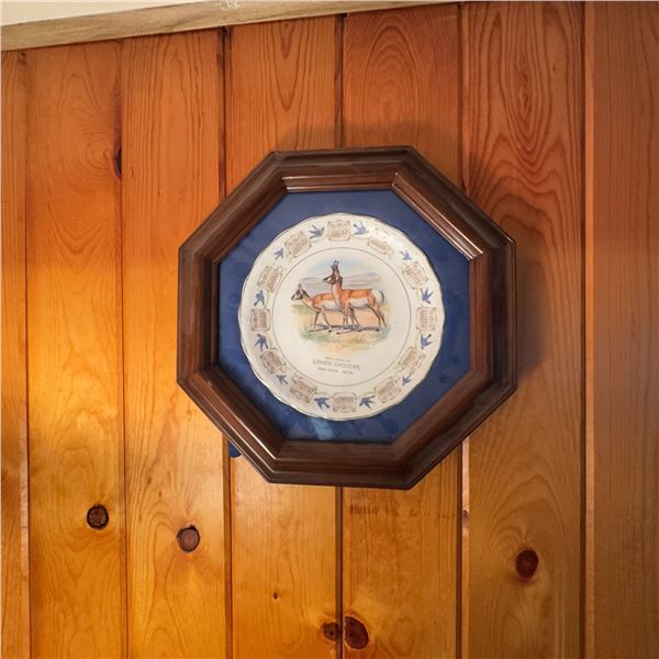 Royal Doulton Hunting Scene Collector Plate in Frame