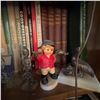 Image 5 : Eclectic Shelf Lot: Books, Figurines, Royalty Memorabilia