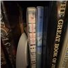 Image 5 : Art, History, and Collectible Reference Book Collection (17 Volumes)