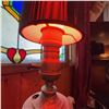 Image 5 : Antique Metal Table Lamp with Ornate Details and Red Shade