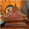 Image 8 : Eclectic Bookshelf Decor Collection (Steins Not Included)