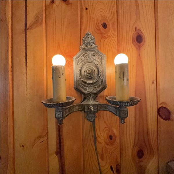 Vintage Cast Metal 2-Light Wall Sconce with Ornate Design