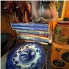 Image 8 : Blue Mountain Pottery Horses & Atomic Cat TV Lamp