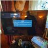 Image 5 : Samsung 40-Inch Flat Panel TV with Wall Mount and Sony Blu-ray Player
