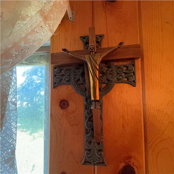 Wall-Mounted Wooden and Metal Crucifix Decor