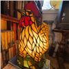 Image 4 : Stained Glass Rooster Table Lamp, 13 Inches Tall
