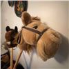 Image 5 : Plush Stick Hobby Horses