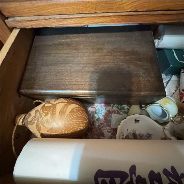 Collectibles: Ceramic Jugs, Vintage Teacups & Wooden Box