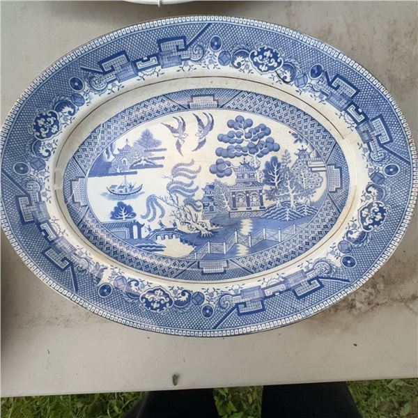 Large Blue Willow Pattern Oval Platter, 16 Inch