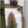 Image 5 : African Carved Wood Sculpture Duo and 'Véritable Java Hollandais' Textile