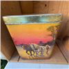 Image 3 : Ridgways Old Country Tea 3 lb Vintage Tin with Countryside Scenes