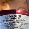 Image 6 : Ronson Varaflame Adonis Lighter & Madame Tussaud's Tin