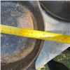 Image 4 : Vintage T. Eaton Co. Cast Iron Skillet, 12 Inch